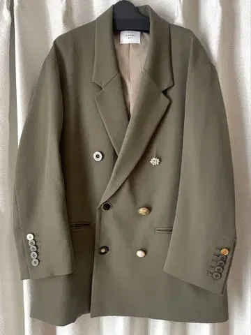 AMERI EMBELLISH BUTTON PAPA TW JACKET