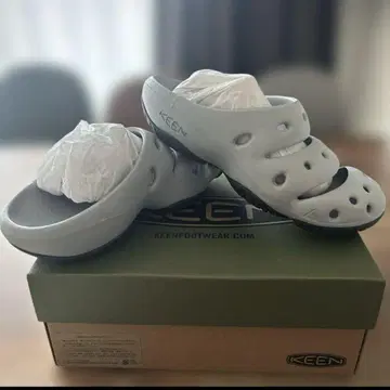 KEEN 요기 그레이 size 27 미사용 새상품
