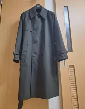 MUSINSA STANDARD 트렌치코트 카키색