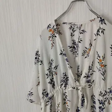 AZUL by moussy 겉옷 꽃무늬 가디건 화이트