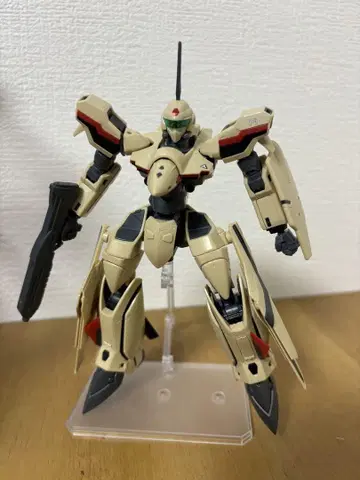 반다이 HG YF-19