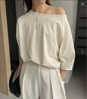 CAPRICIEUX LEMAGE 드로스트 보트넥 T셔츠 에크루