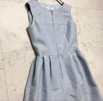 르네 자카드 플레어 원피스 개더 슬리브리스 스카이블루 Rene 새상품급