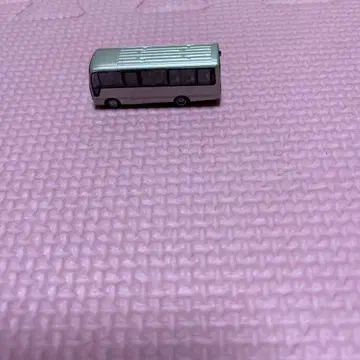 실버 미니버스 약 8cm (1/150)