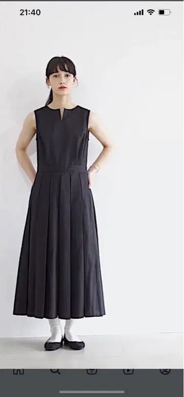 foufou THE DRESS #12 슬리브리스 턱 원피스 블랙