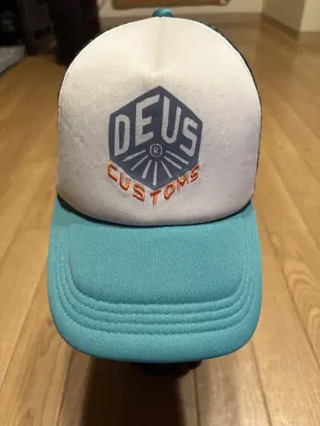 DEUS CUSTOMS 캡 레어템