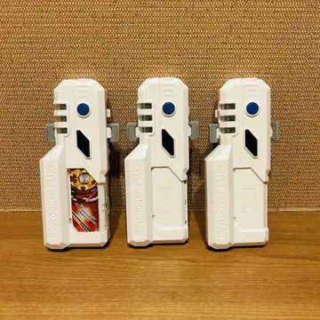 베이블레이드 버스트 베이로거 플러스 3세트