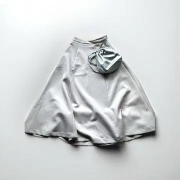 베이스먼트 온라인 종이상자 플레어 스커트 S