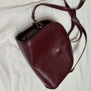 studio clip 버건디 더블 지퍼 숄더백