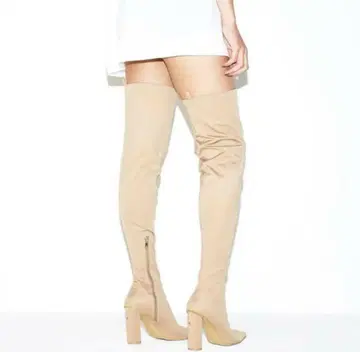 yello NAKED LONG L 사이즈