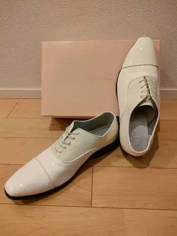 화이트 가죽 드레스 신발 27.0cm