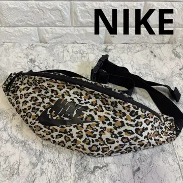 [ 레어 ] NIKE 나이키 레오파드 무늬 바디백 웨스트 파우치
