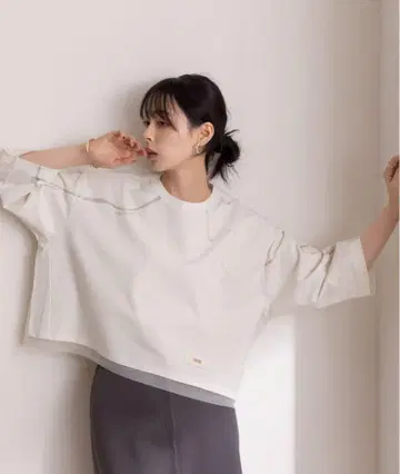 Eimee Law 테이프 자수 크롭 T셔츠 에이미 로우