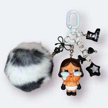 퍼 달린 크라이베이비 crybaby 주렁주렁 키링 charu