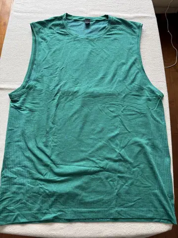 lululemon 메쉬 탱크탑 남성용 L 사이즈