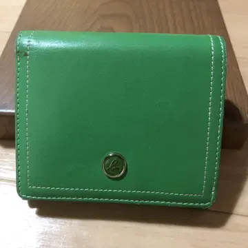 애니에스베 그린 접이식 지갑 골드 컬러 로고