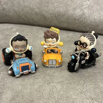 POP MART SKULPANDA 피규어 3개 세트