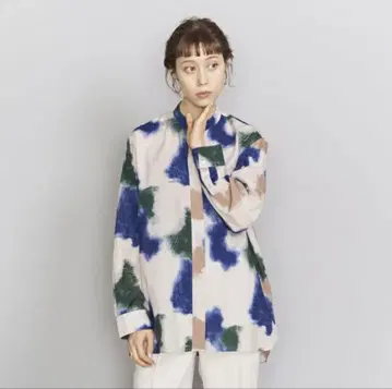 beauty&youth 핸드 페인트풍 프린트 셔츠