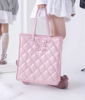 Fickle bebe 퀼팅 토트 핑크