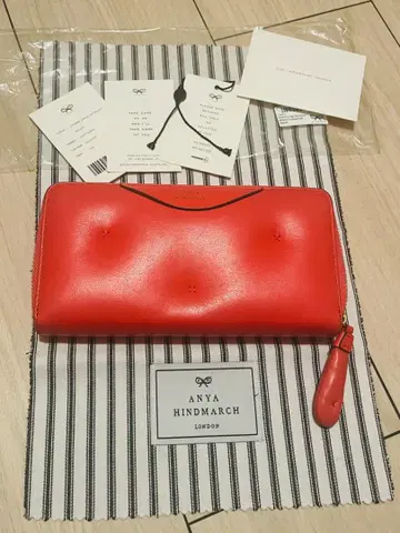 안야 힌드마치 천연 가죽 내퍼 가죽 장지갑 chubby 코랄 핑크