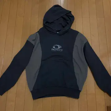 9090 NINETY 나인티나인티 후드티