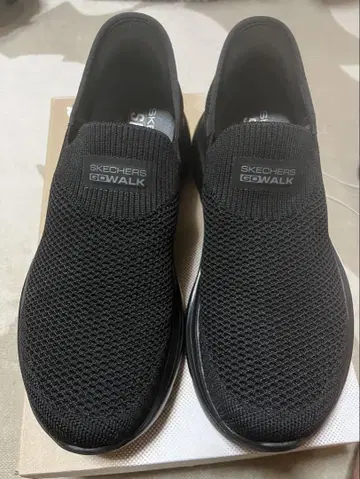 새상품급 스케쳐스 슬립인즈 아치핏 25cm