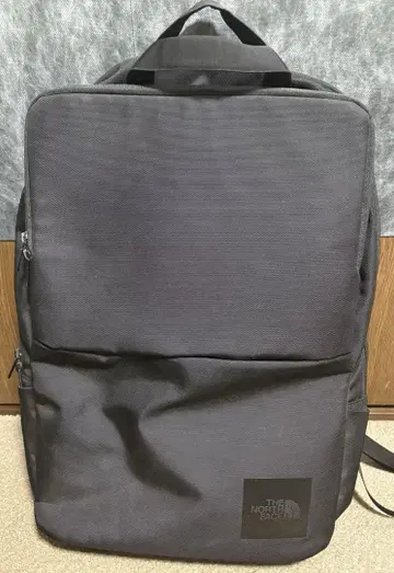 THE NORTH FACE: SHUTTLE DAY PACK