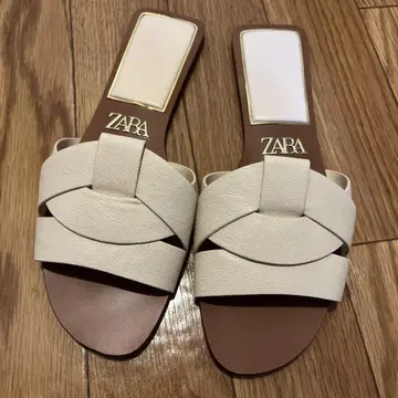 ZARA 크로스오버 플랫 가죽 샌들 23cm 36 베이지