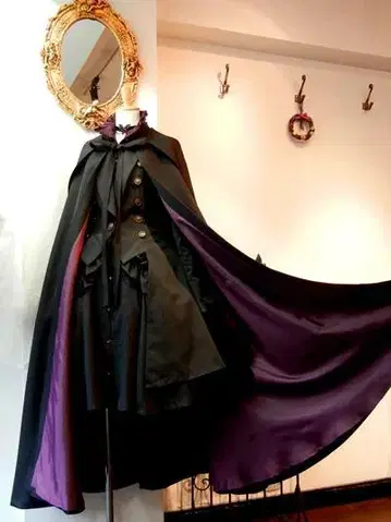 새상품 ATELIER BOZ 아틀리에 보즈 후드 롱 망토
