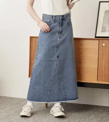 ANGIE 밑단 프린지 데님 롱 스커트