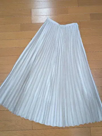 NATURAL BEAUTY BASIC 플리츠 스커트 S
