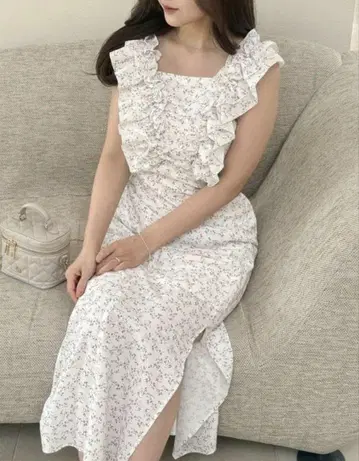 안미르 꽃무늬 원피스