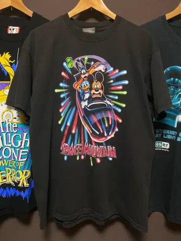 스페이스 마운틴 T셔츠 Disney
