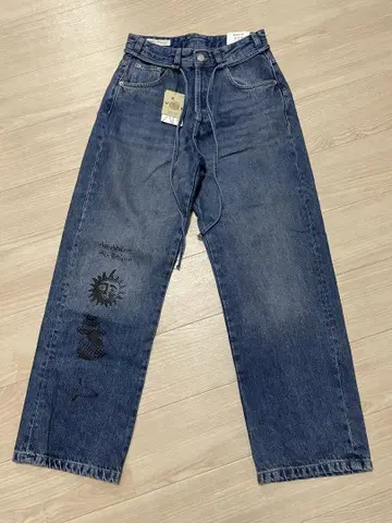 새상품 ALL CAPS STUDIO X ZARA 프린트 배기 데님 팬츠