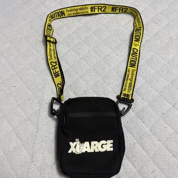 FR2 엑스라지 숄더백