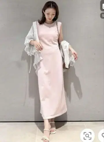 스나이델 원피스 원 포인트 컷 원피스 가을