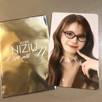 니나 1만 엔 혜택 트레이딩 카드
