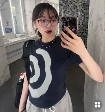 nugu bom T셔츠 에디 레터링 T셔츠 피치T 네이비