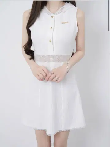 루미뇽 LACE HOODIE FLARE DRESS M 화이트
