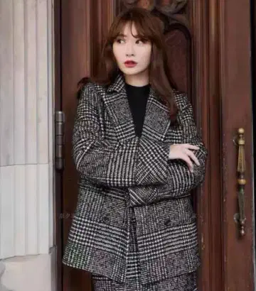 Her lip to 헤밍웨이 체크 트위드 재킷