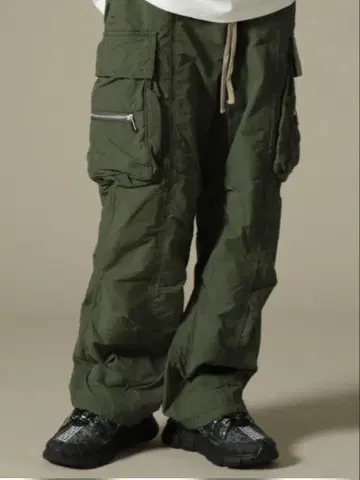 Danke schon 카고 팬츠 M 사이즈