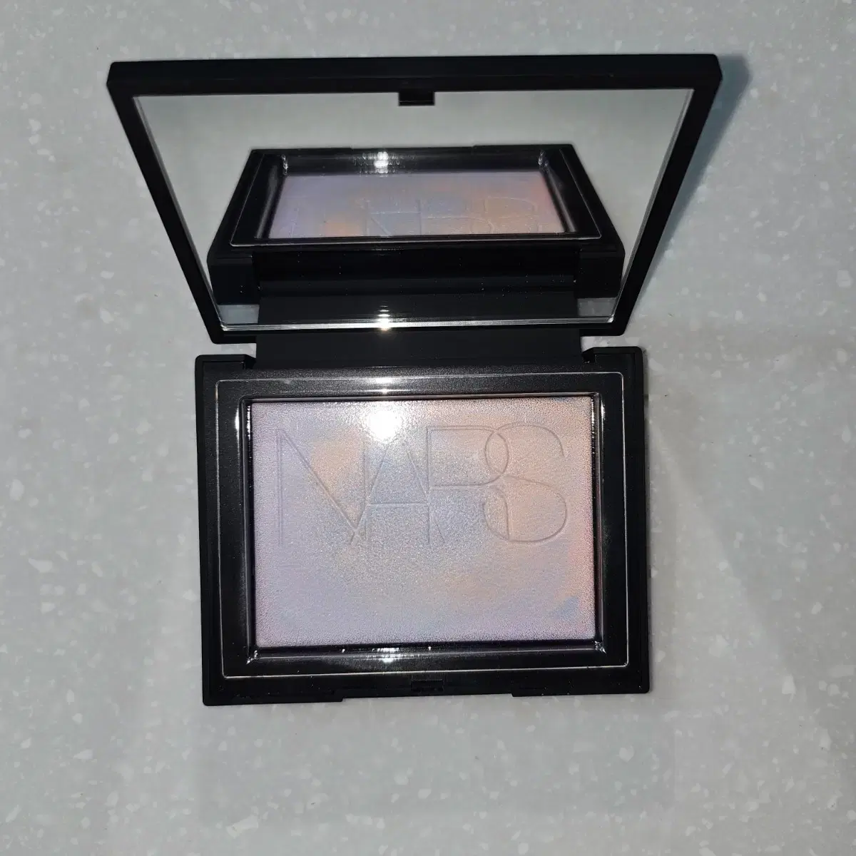 Chantecai Highlighter Precious Gold Illuminating Powder on Bunjang Global  Site.