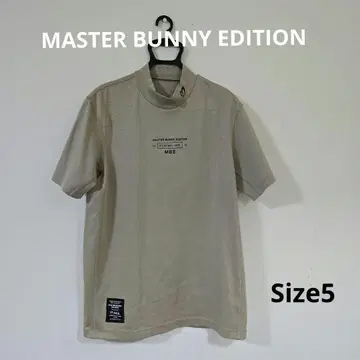 MASTER BUNNY EDITION 모크넥 반팔 T셔츠
