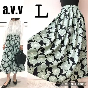 [새상품급] a.v.v 플라워 프린트 턱 플레어 스커트 민트 그린 L