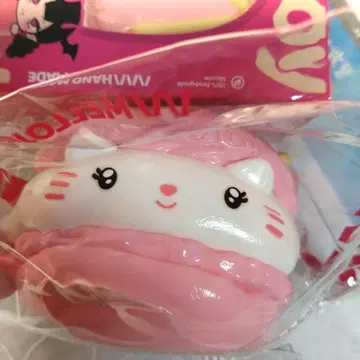 반짝반짝 눈망울 너무 귀여운 냥코 샌드 마카롱 Mellojoy 스퀴즈