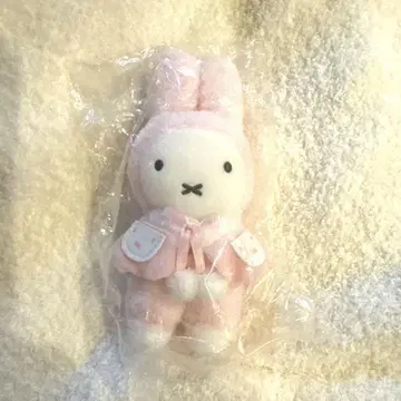 새상품, 미사용! 미피 더 카페스타 윈터 마스코트