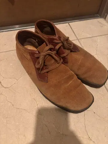 클락스 오리지널스 왈라비