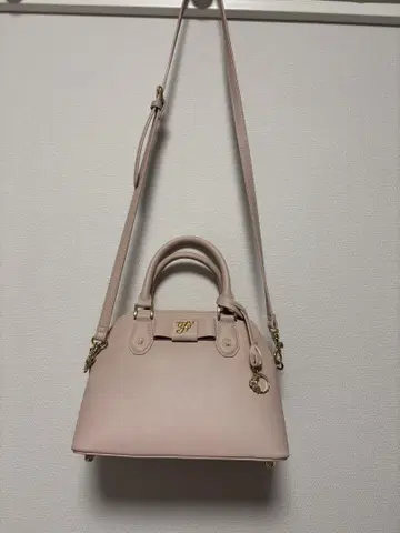 Maison de FLEUR 오페라 리본 하프문 백 핑크