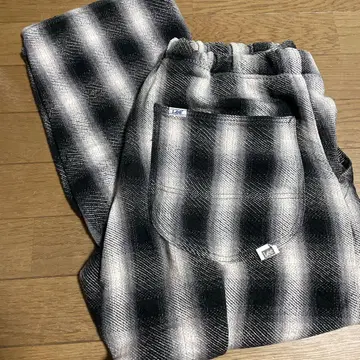 B:MING by BEAMS Lee 섀도우 체크 블랙 플란넬 셔츠 소재