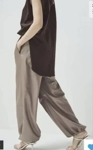 새상품급 이에나 파라슈트 팬츠